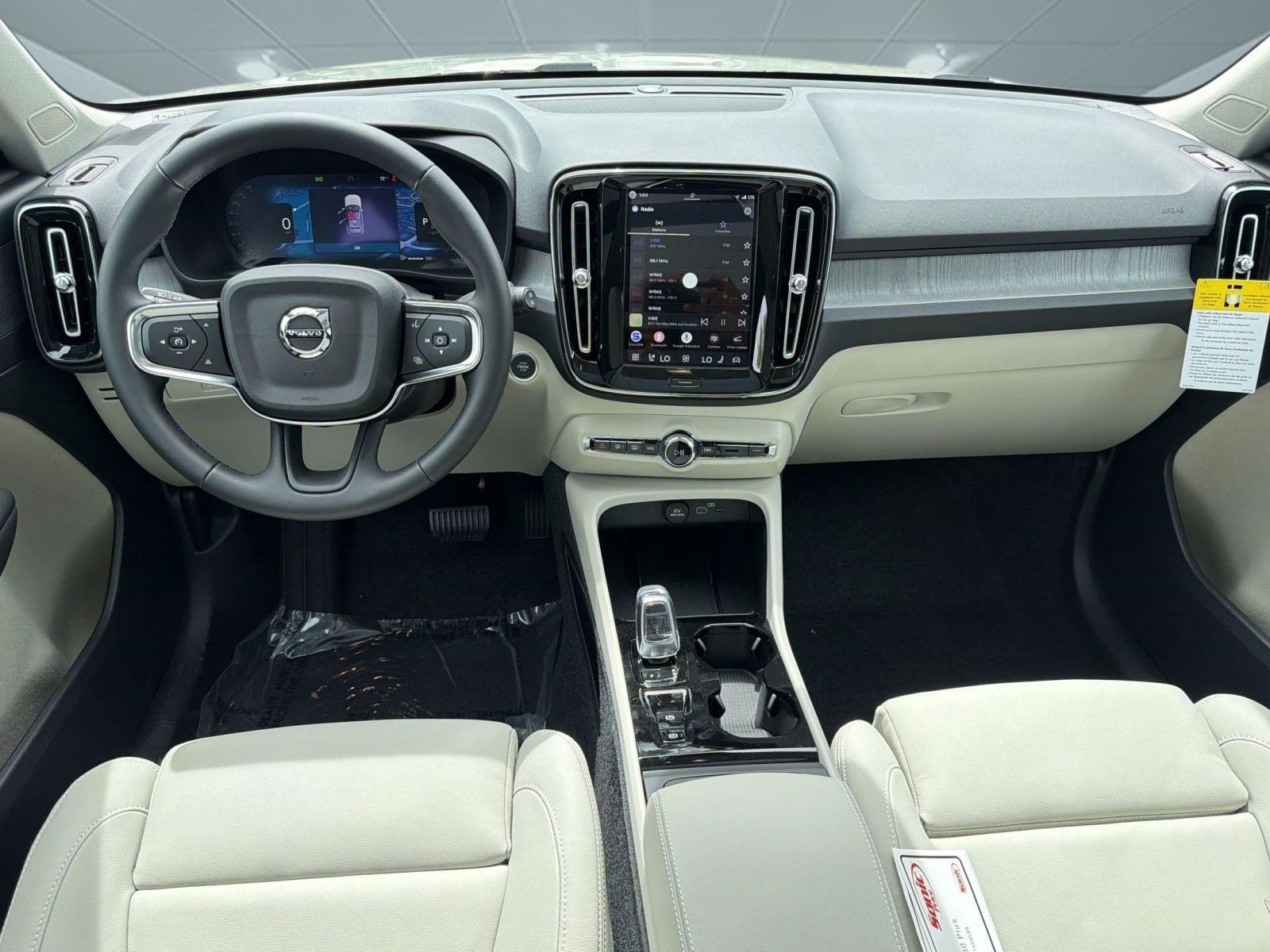 New 2026 Volvo XC40 B5 Plus w/ Protection Package Premier AWD/4WD image 23