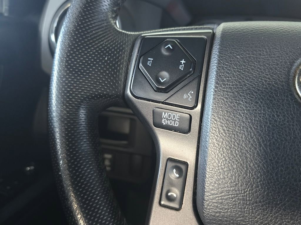 Used 2016 Toyota Tacoma SR5 image 11