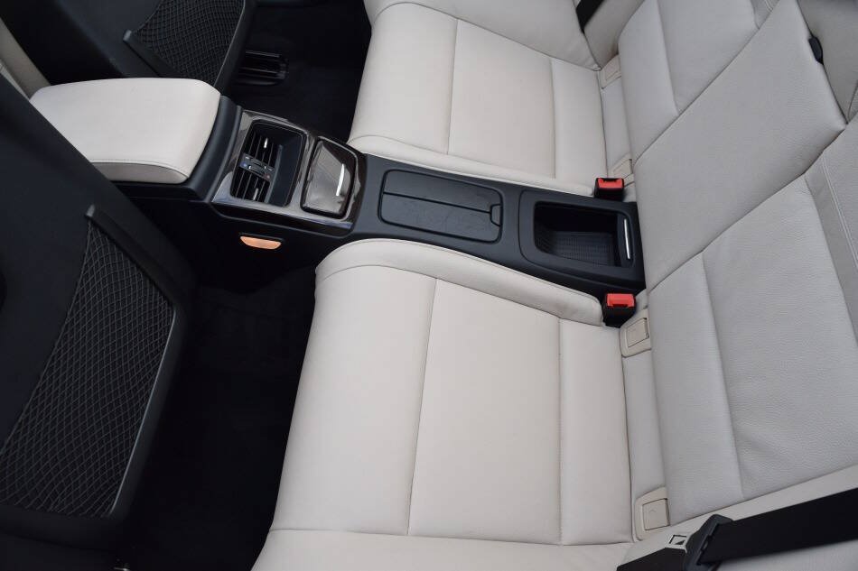 Used 2013 BMW 328i Convertible RWD image 54