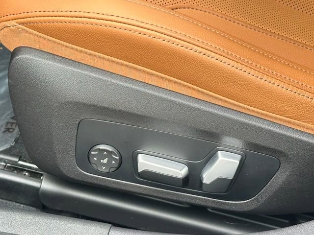 Certified 2022 BMW 330i xDrive Sedan w/ Premium Package 2 image 32