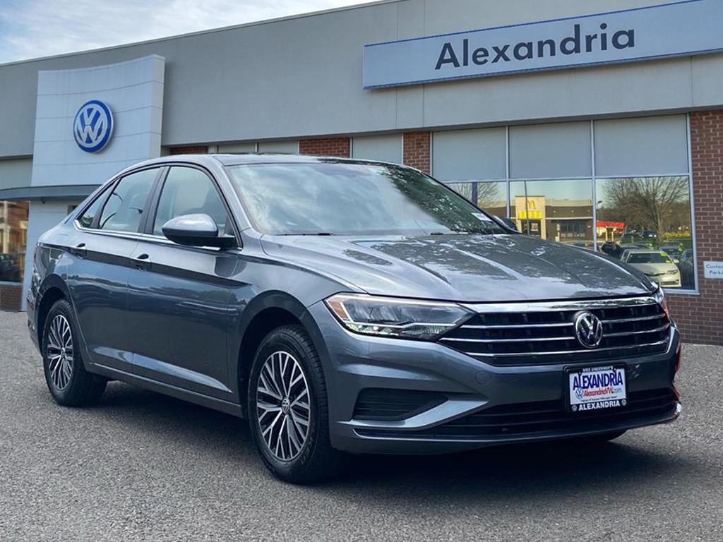 Certified 2021 Volkswagen Jetta SE w/ SE Cold Weather Package