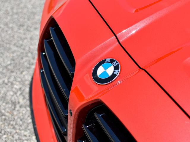 Used 2023 BMW M4 xDrive Competition w/ M Carbon Exterior Package AWD/4WD image 4