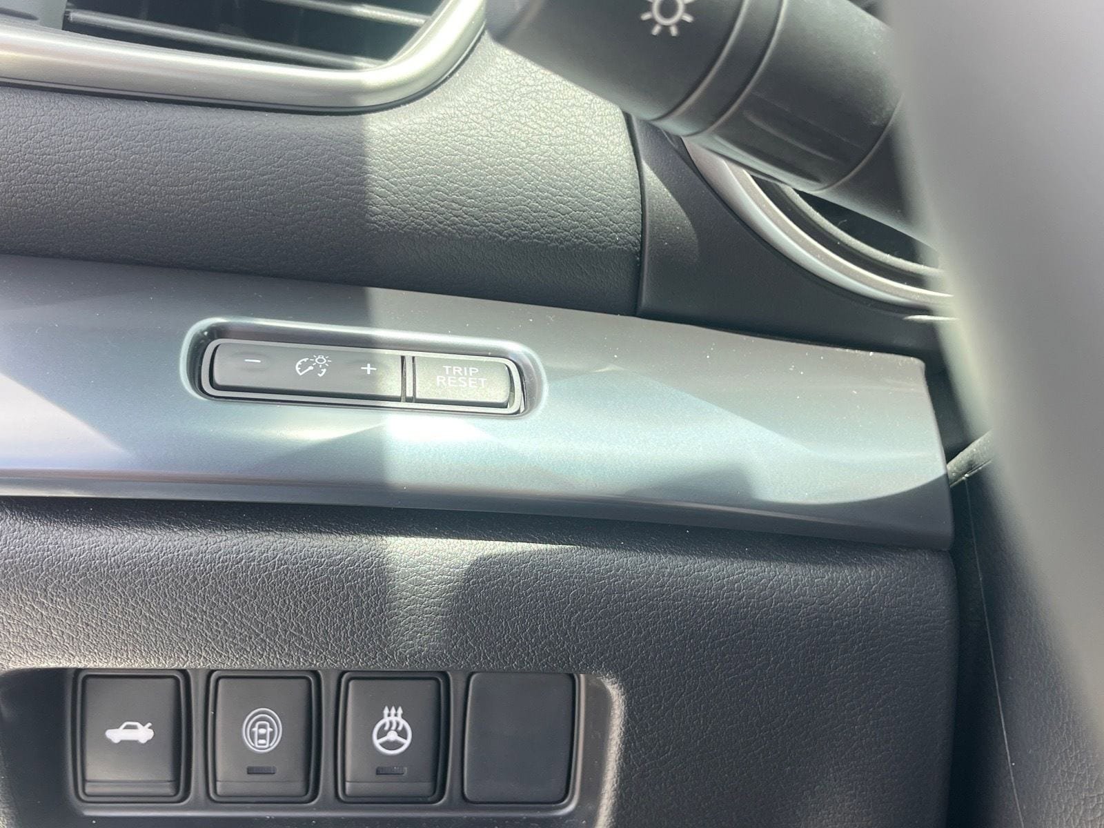 Used 2023 Nissan Maxima SR w/ Sport Mat Group FWD image 28