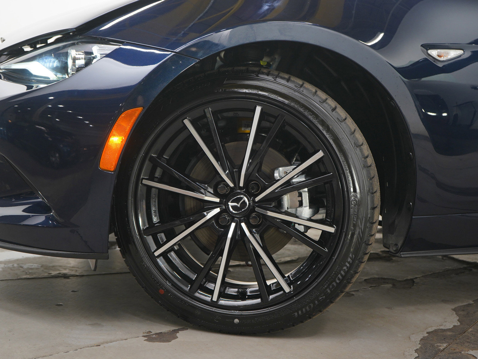 Used 2025 MAZDA MX-5 Miata RF Grand Touring image 26