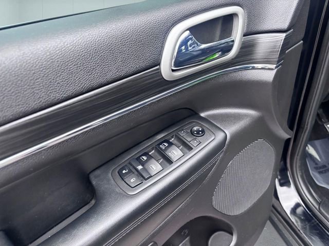 Used 2019 Jeep Grand Cherokee Limited image 14
