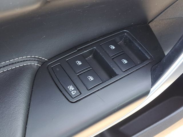 Used 2012 Buick Regal Premium image 19