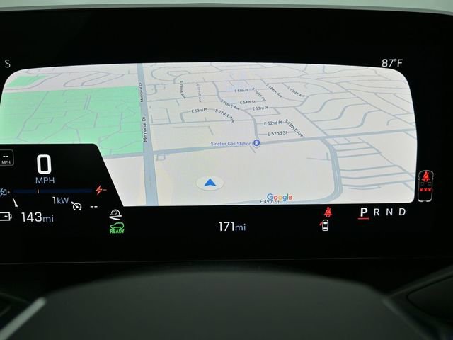 New 2025 Chevrolet Equinox EV LT image 30