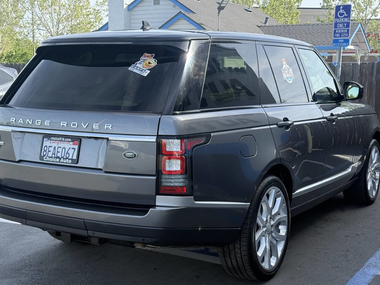 Used 2015 Land Rover Range Rover Supercharged image 5