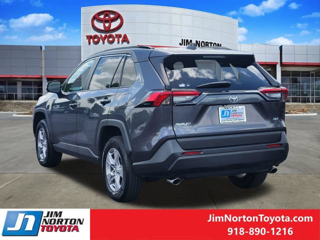 Used 2025 Toyota RAV4 XLE FWD image 7