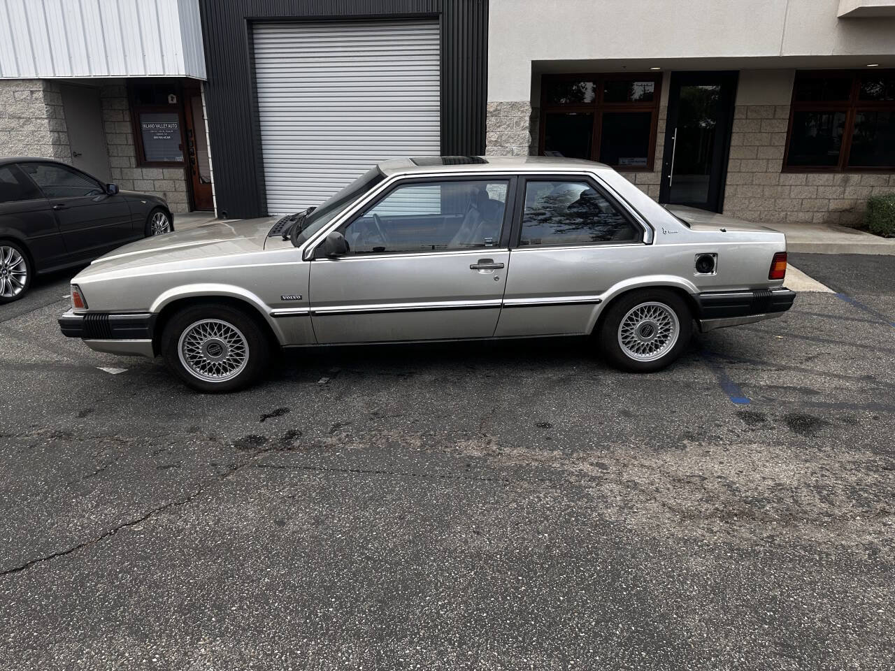 Used 1990 Volvo 780 Turbo RWD image 3