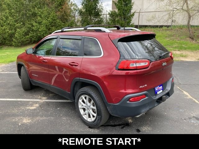 Used 2017 Jeep Cherokee Latitude w/ Cold Weather Group AWD/4WD image 5