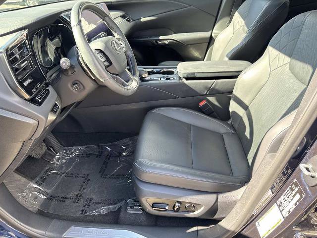 Used 2023 Lexus RX 350 Premium image 17