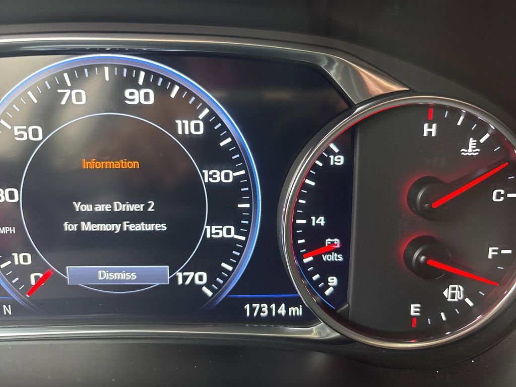 Used 2025 Chevrolet Blazer RS w/ Driver Confidence II Package image 4