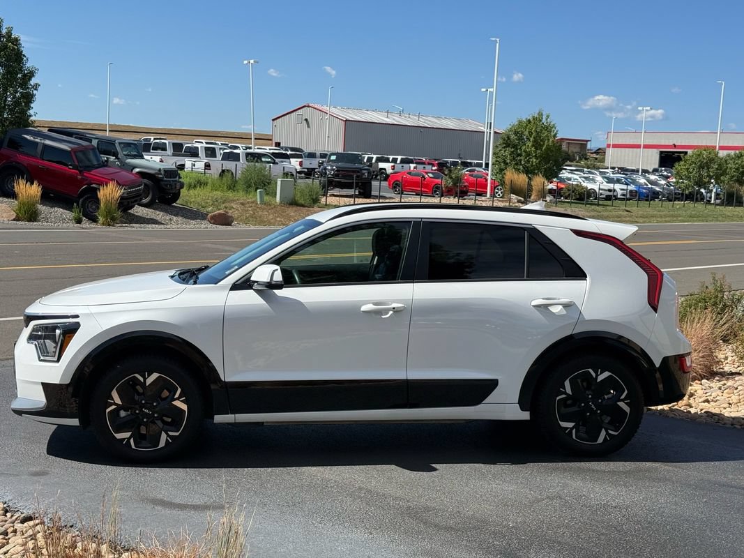 Used 2023 Kia Niro Wind w/ Wind Preserve Package FWD image 24