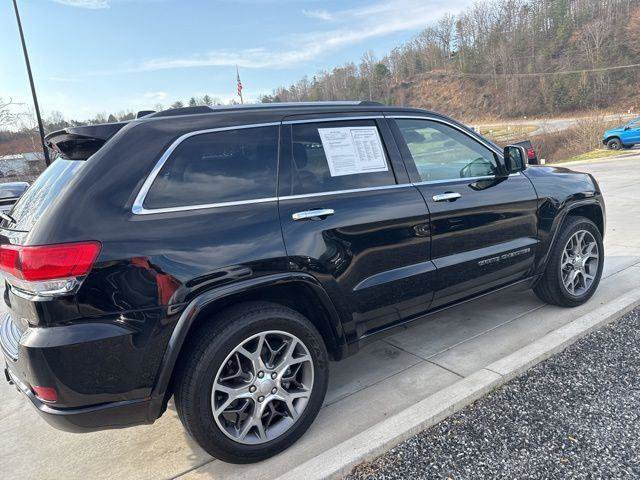 Used 2020 Jeep Grand Cherokee Overland image 4