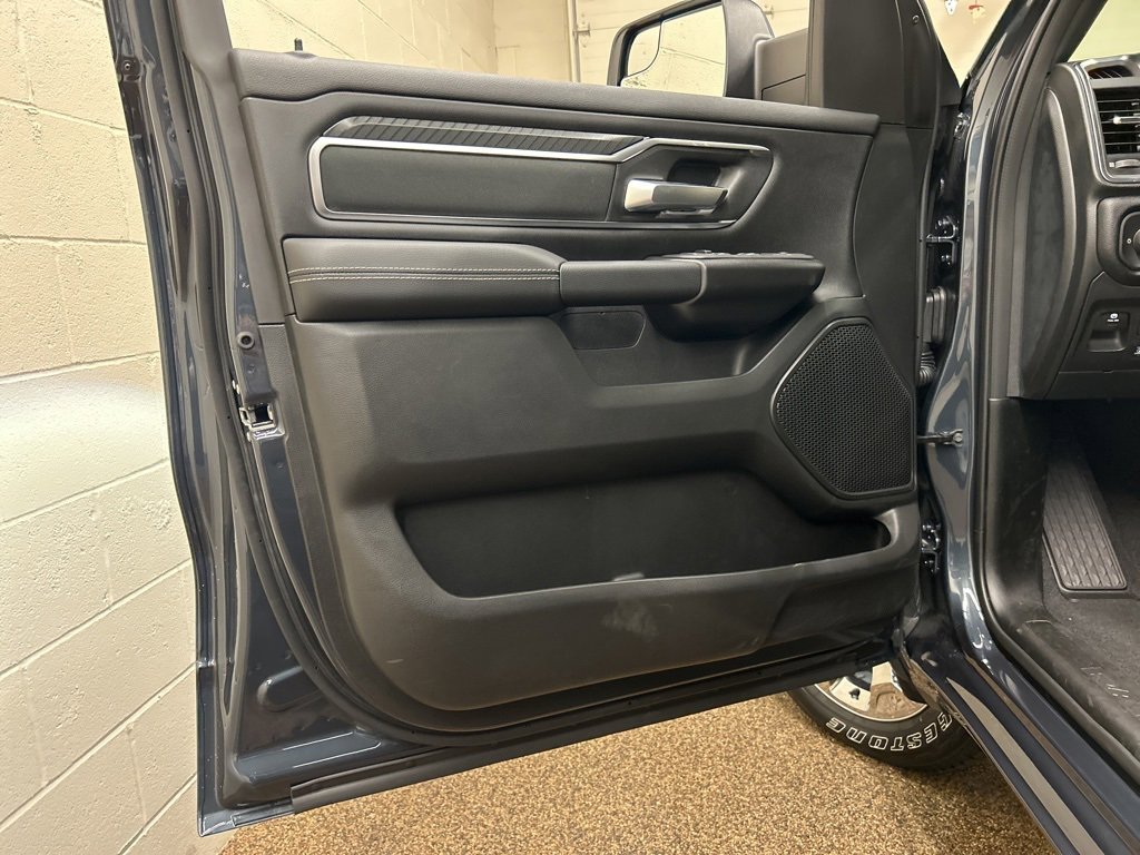 New 2026 RAM 1500 4x4 Crew Cab image 13