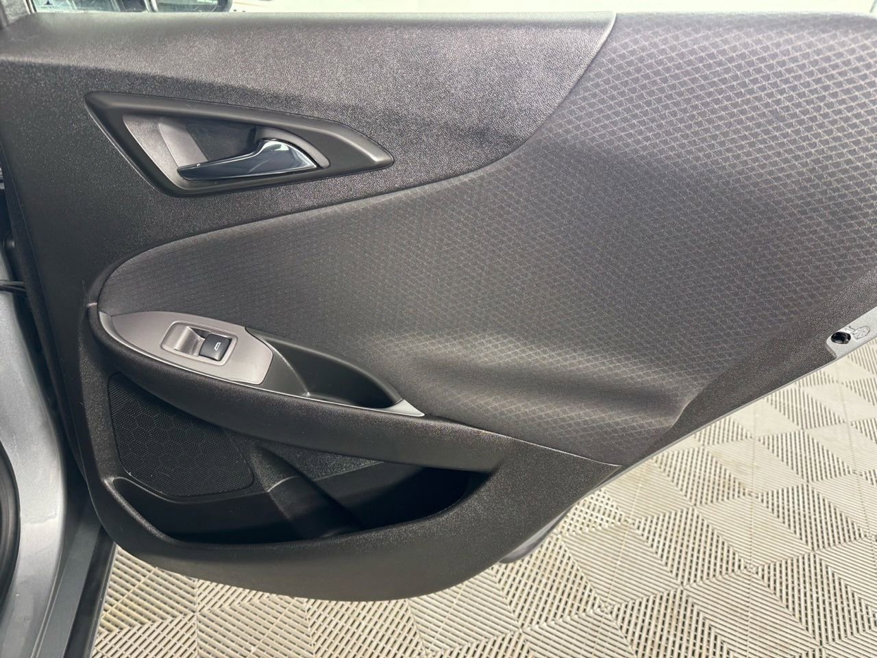 Used 2023 Chevrolet Malibu LT image 27