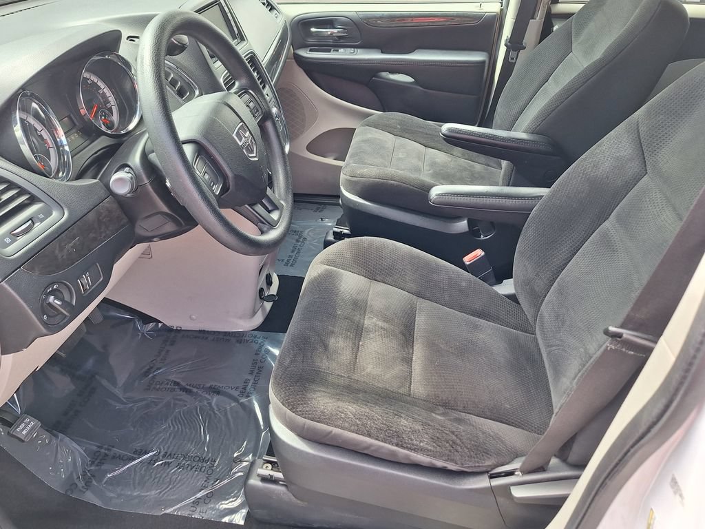 Used 2019 Dodge Grand Caravan SE FWD image 10