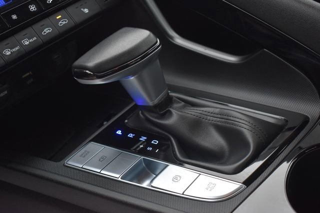 Used 2025 Hyundai Elantra SEL image 20