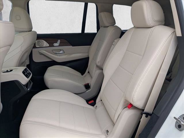 New 2026 Mercedes-Benz GLS 450 4MATIC image 16