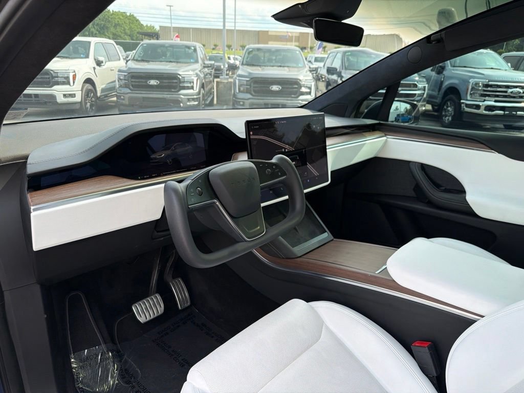 Used 2022 Tesla Model X AWD/4WD image 12