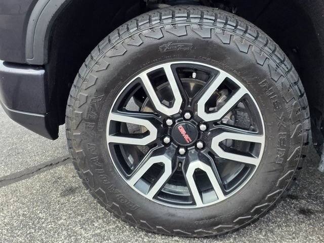 Used 2023 GMC Sierra 1500 AT4 w/ AT4 Premium Package AWD/4WD image 6