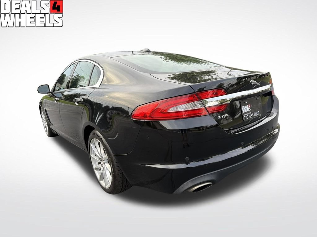 Used 2012 Jaguar XF RWD image 3