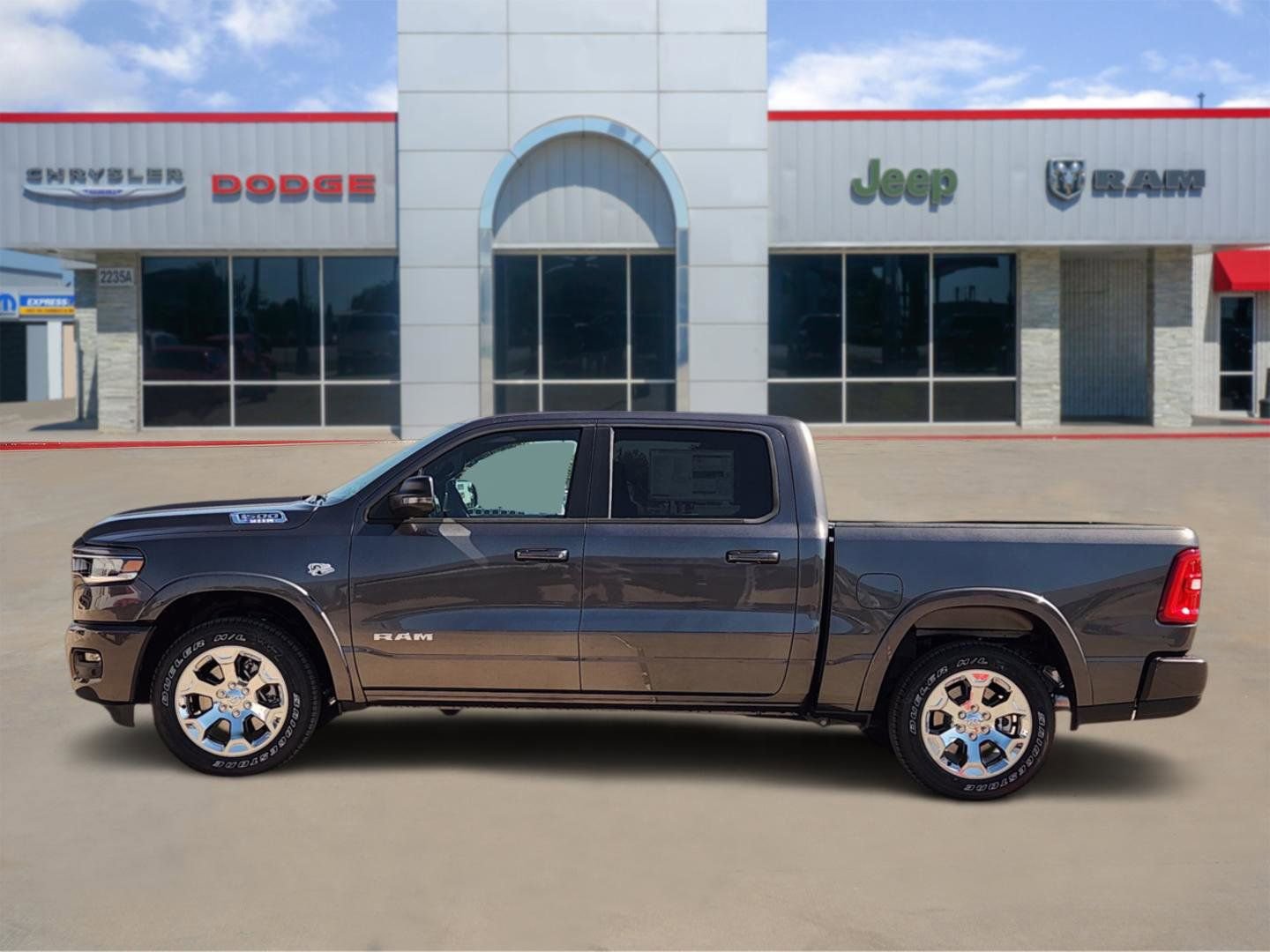 New 2026 RAM 1500 Lone Star AWD/4WD image 3