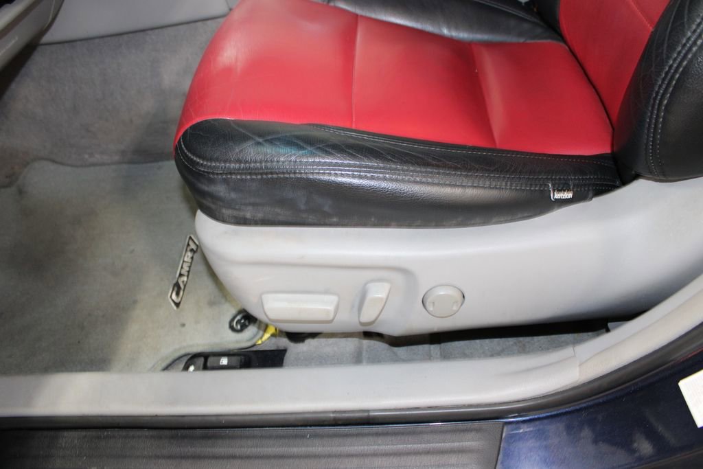 Used 2017 Toyota Camry LE image 13