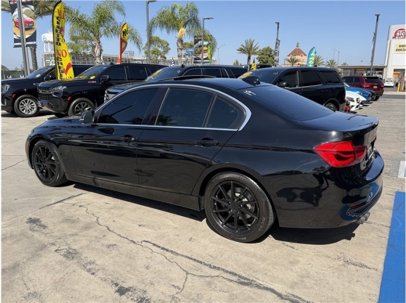 Used 2017 BMW 330i Sedan RWD image 45