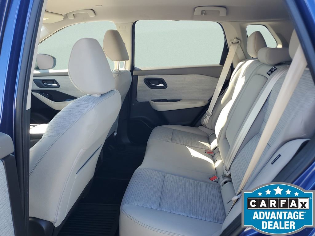 Used 2022 Nissan Rogue SV image 14