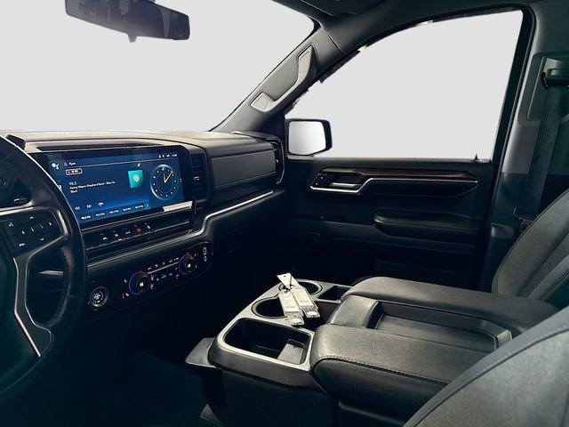 Used 2022 Chevrolet Silverado 1500 LT image 24