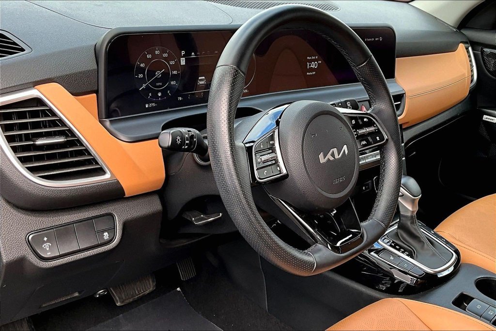 Used 2024 Kia Seltos SX AWD/4WD image 11