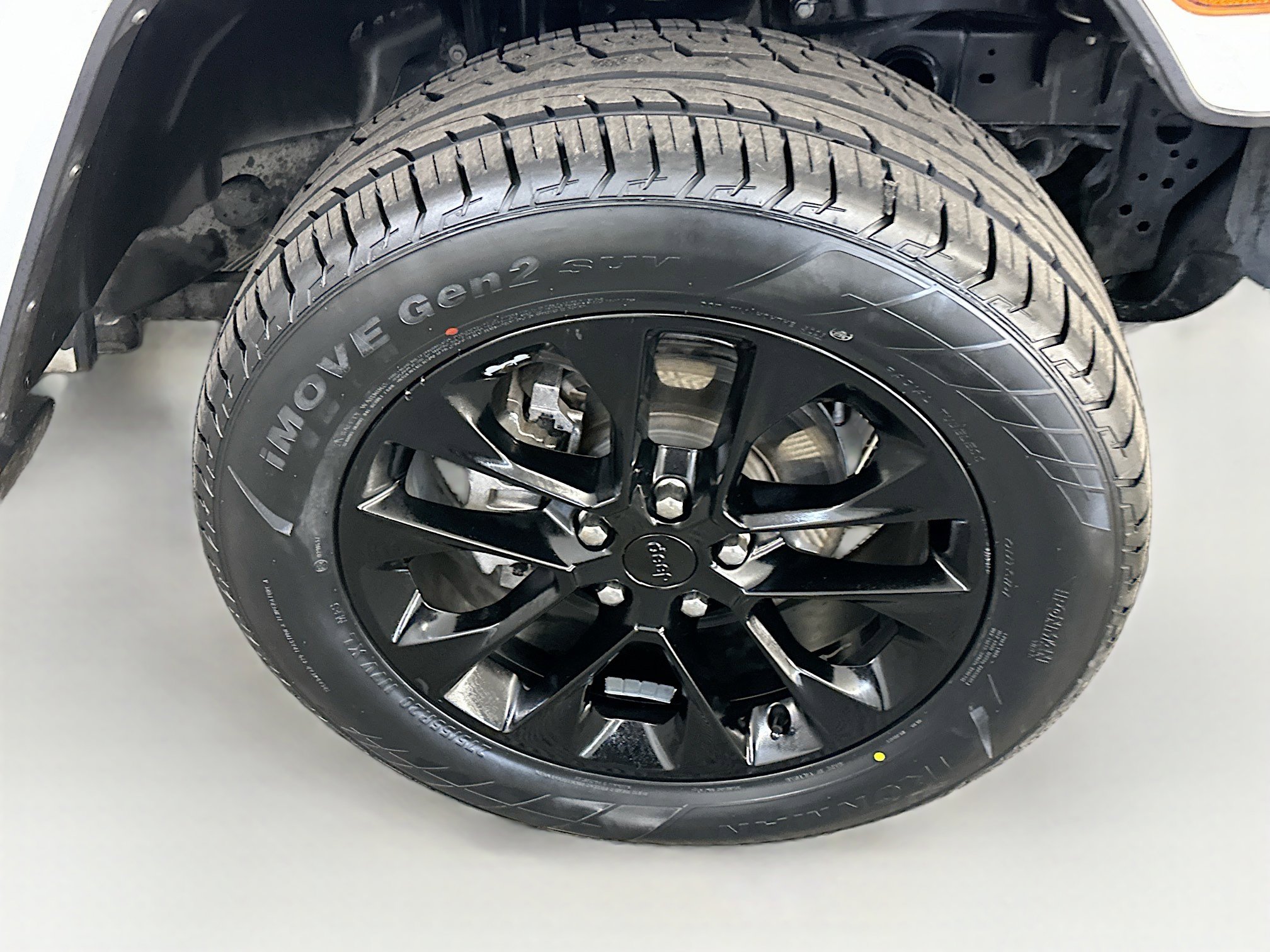 Used 2021 Jeep Wrangler Unlimited Sahara w/ Cold Weather Group AWD/4WD image 11