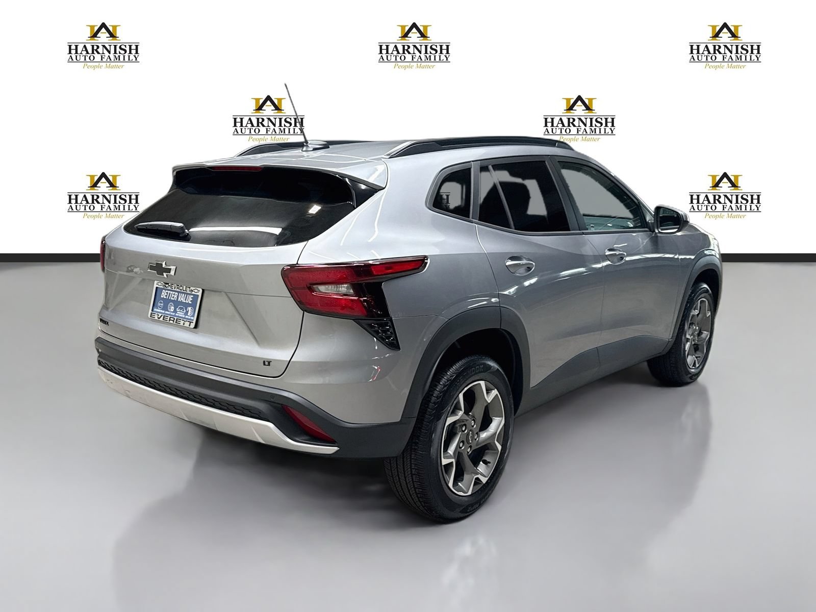 New 2026 Chevrolet Trax LT w/ Driver Confidence Package FWD image 5