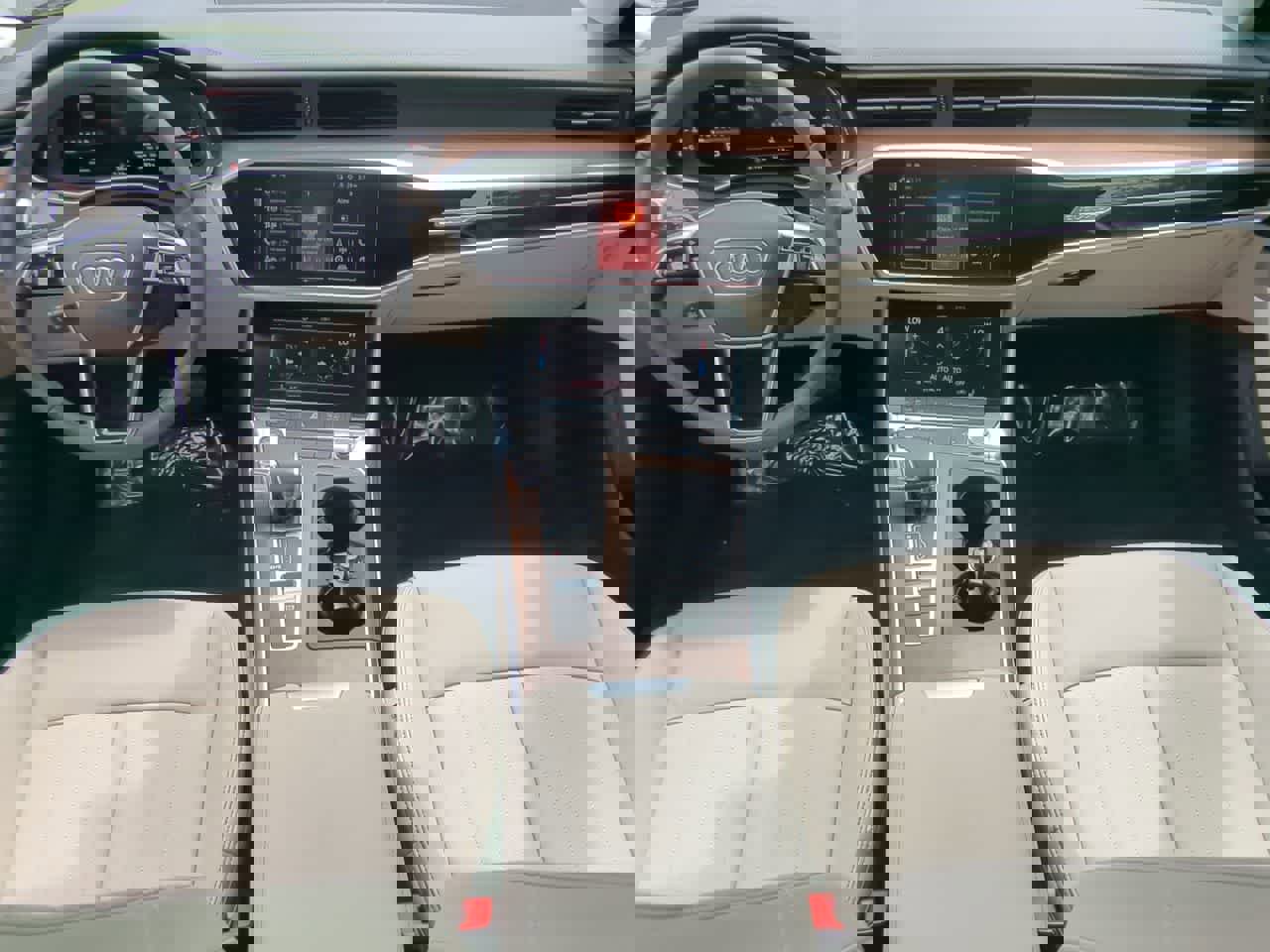 Used 2025 Audi A6 Premium image 15