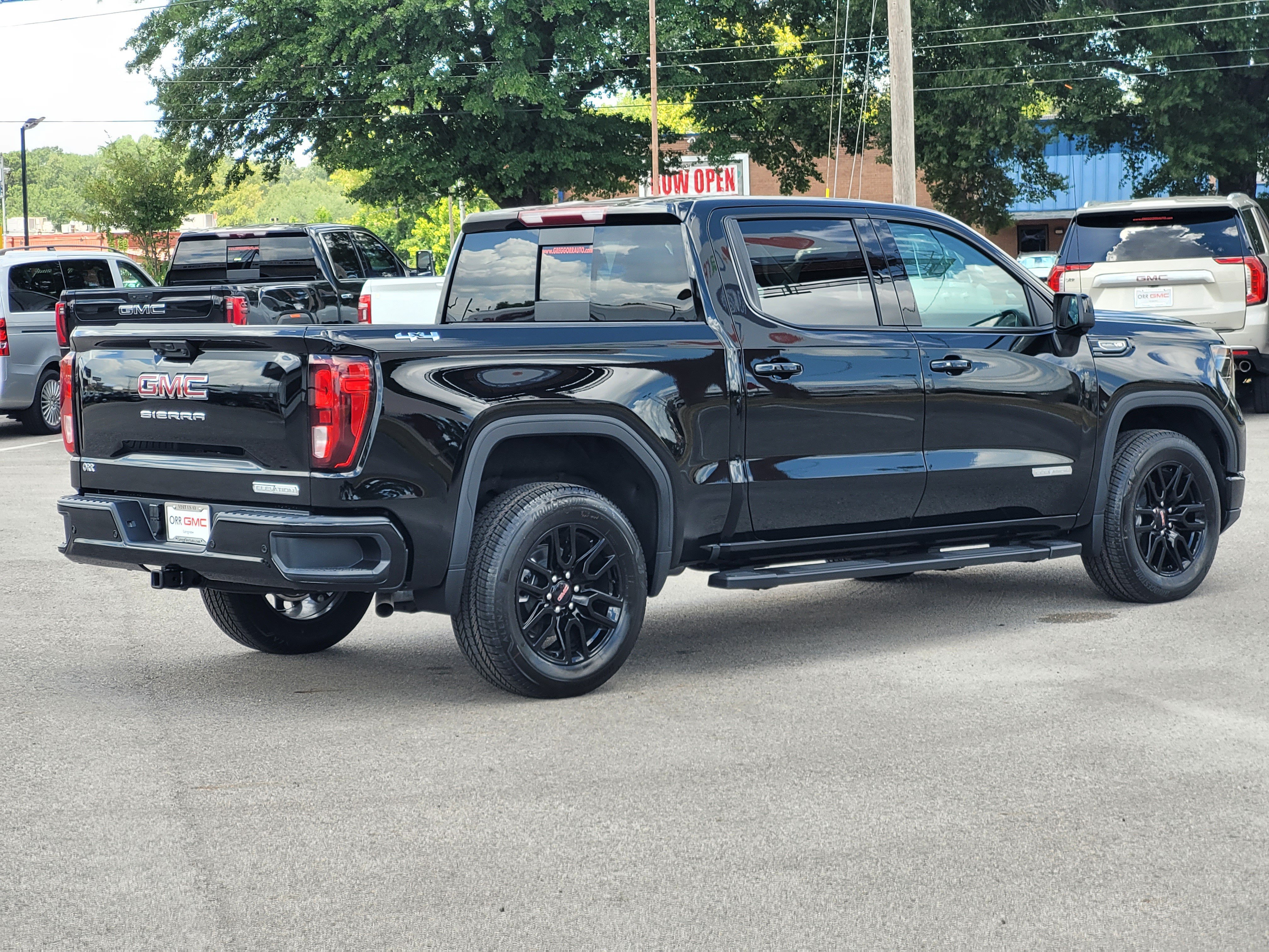 New 2026 GMC Sierra 1500 Elevation w/ Elevation Premium Package AWD/4WD image 4