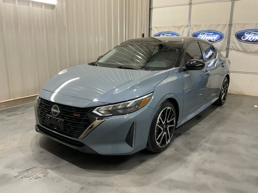 Used 2024 Nissan Sentra SR image 3