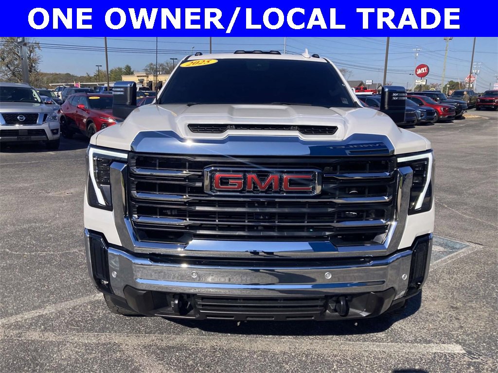 Used 2025 GMC Sierra 2500 SLT w/ SLT Premium Package image 9