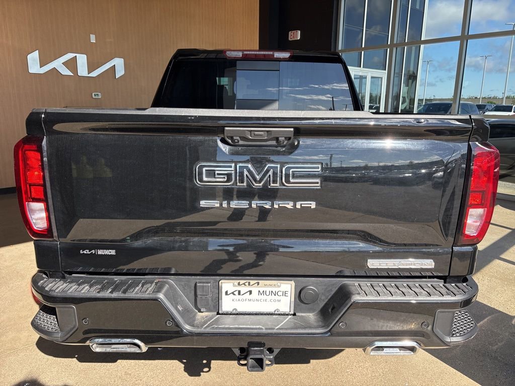 Used 2025 GMC Sierra 1500 Elevation w/ Elevation Premium Package AWD/4WD image 12