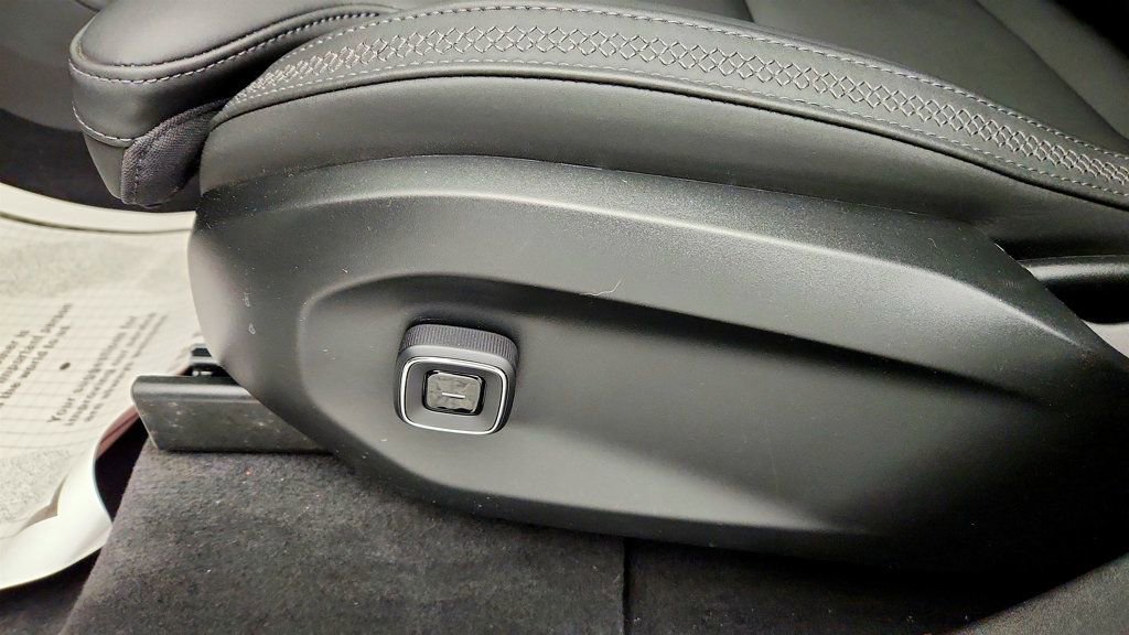 Used 2025 Volvo EX90 Ultra AWD/4WD image 12