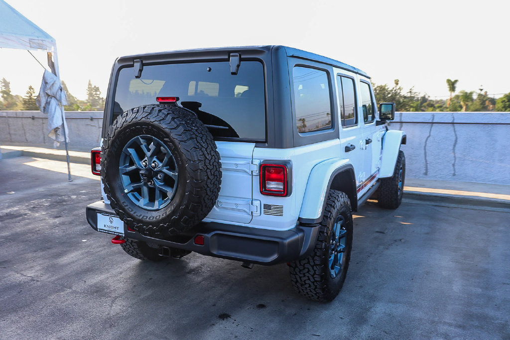 New 2026 Jeep Wrangler Unlimited Sport w/ Dual Top Group AWD/4WD image 9