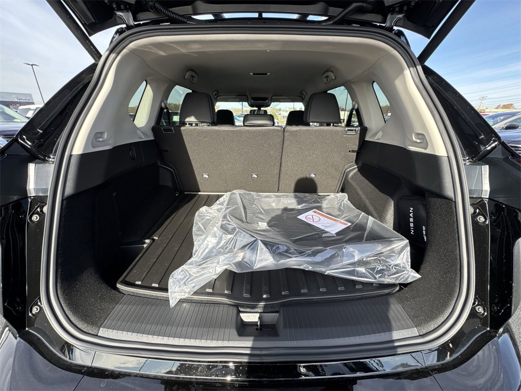 New 2026 Nissan Rogue SV image 22