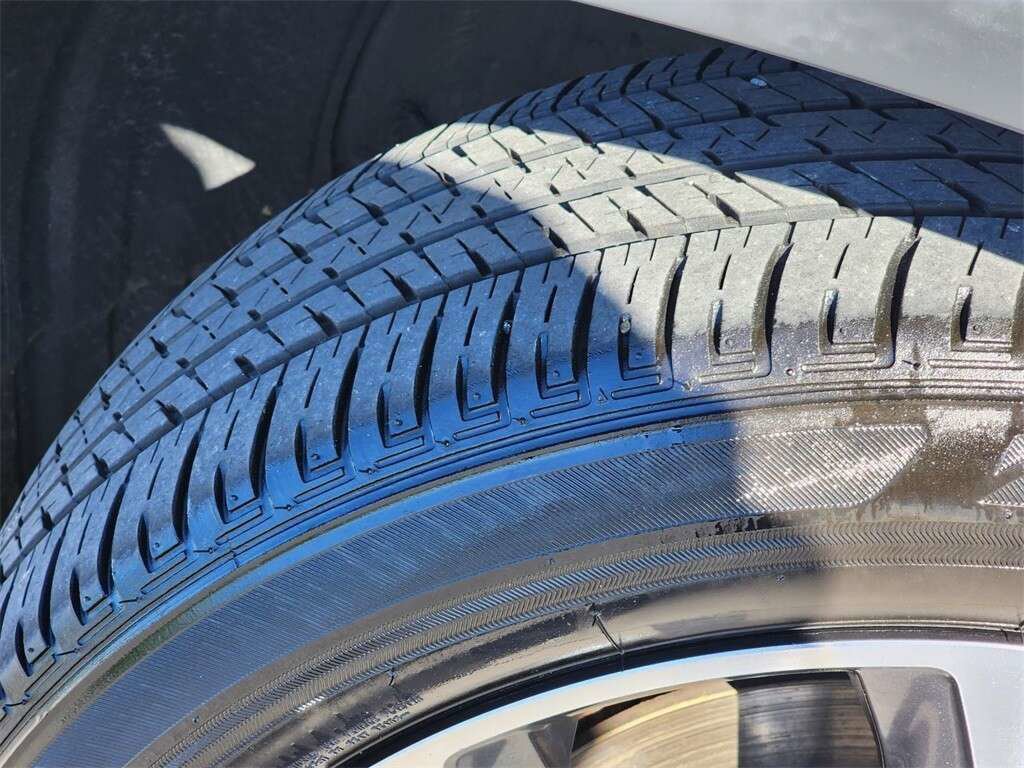 Used 2016 Lexus RX 450h AWD w/ Accessory Package image 7