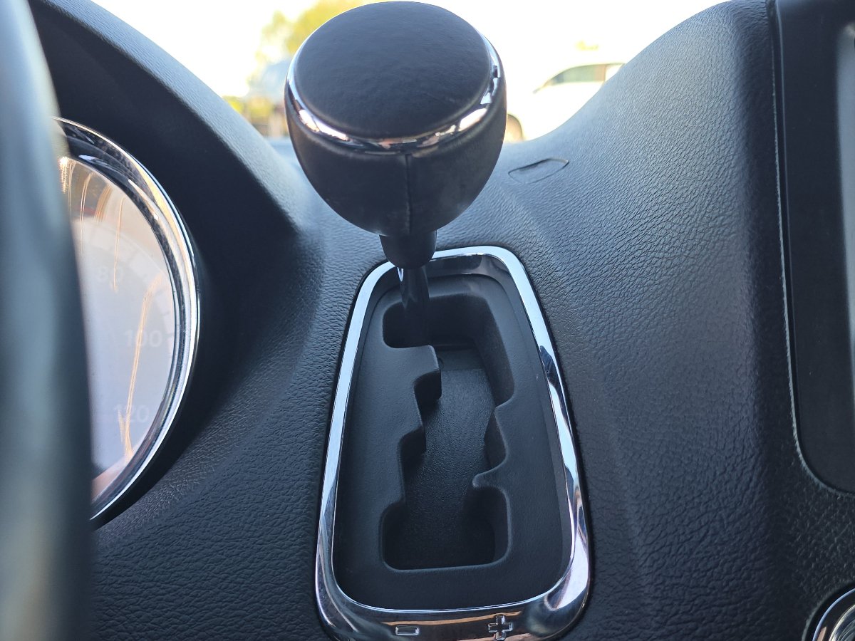 Used 2018 Dodge Grand Caravan GT FWD image 29