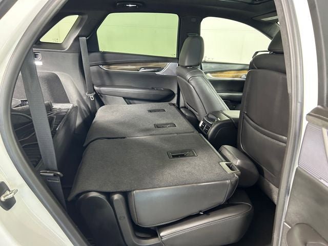 Used 2021 Cadillac XT5 Premium Luxury w/ Platinum Package AWD/4WD image 26
