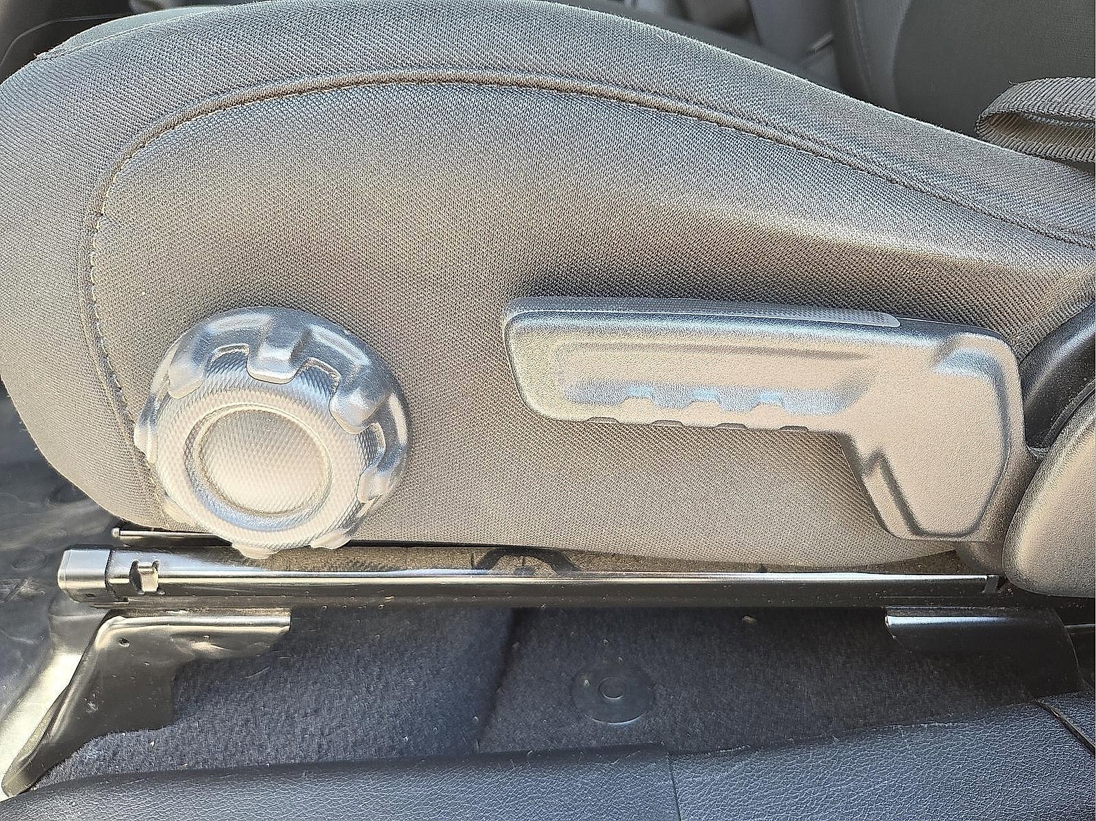 Used 2020 Jeep Wrangler Unlimited Sport image 15