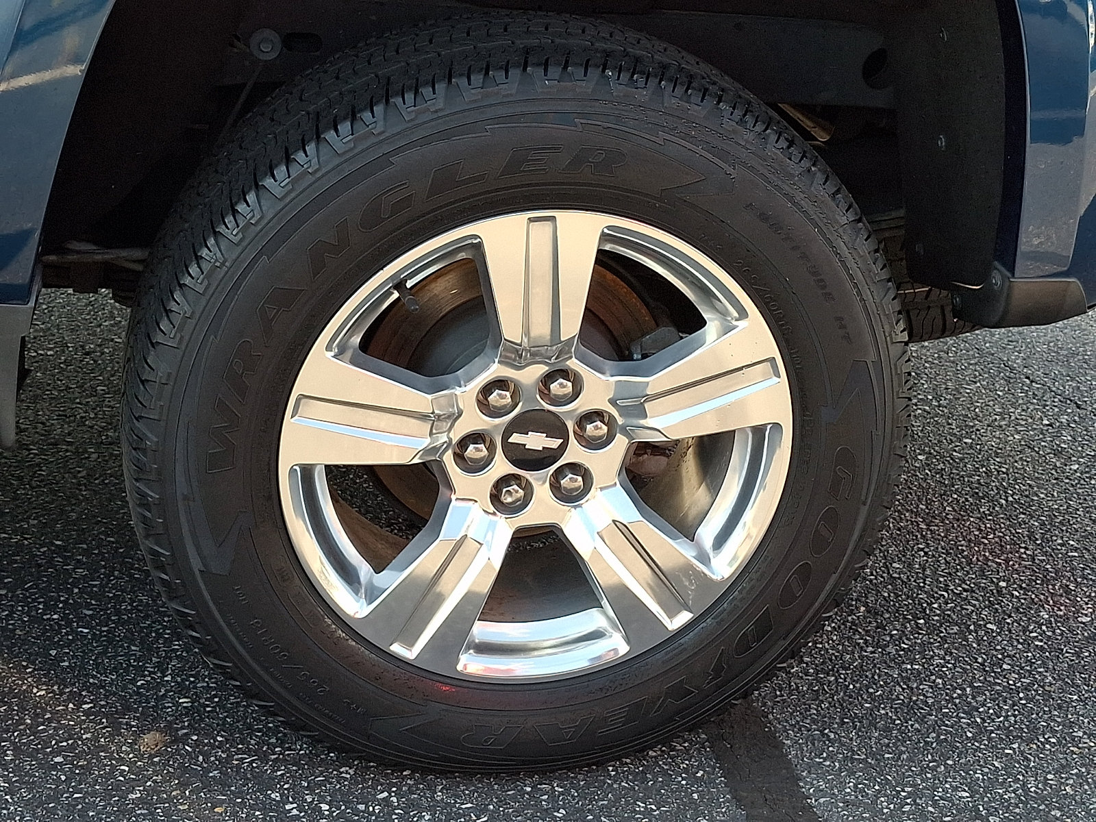 Used 2019 Chevrolet Colorado LT w/ Luxury Package, Chrome AWD/4WD image 8