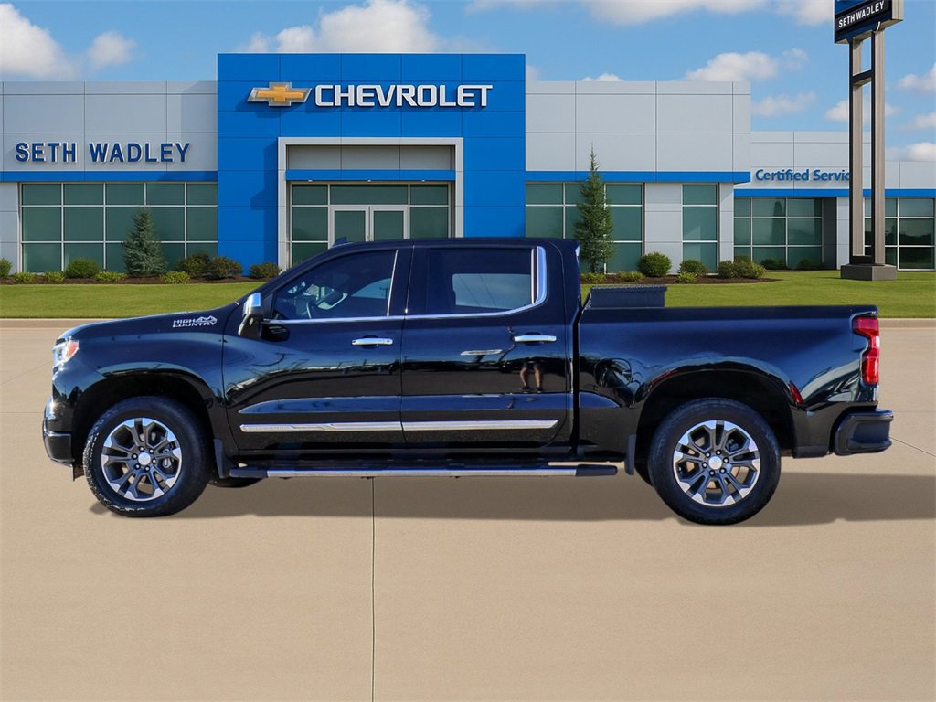 Used 2023 Chevrolet Silverado 1500 High Country w/ Technology Package image 4
