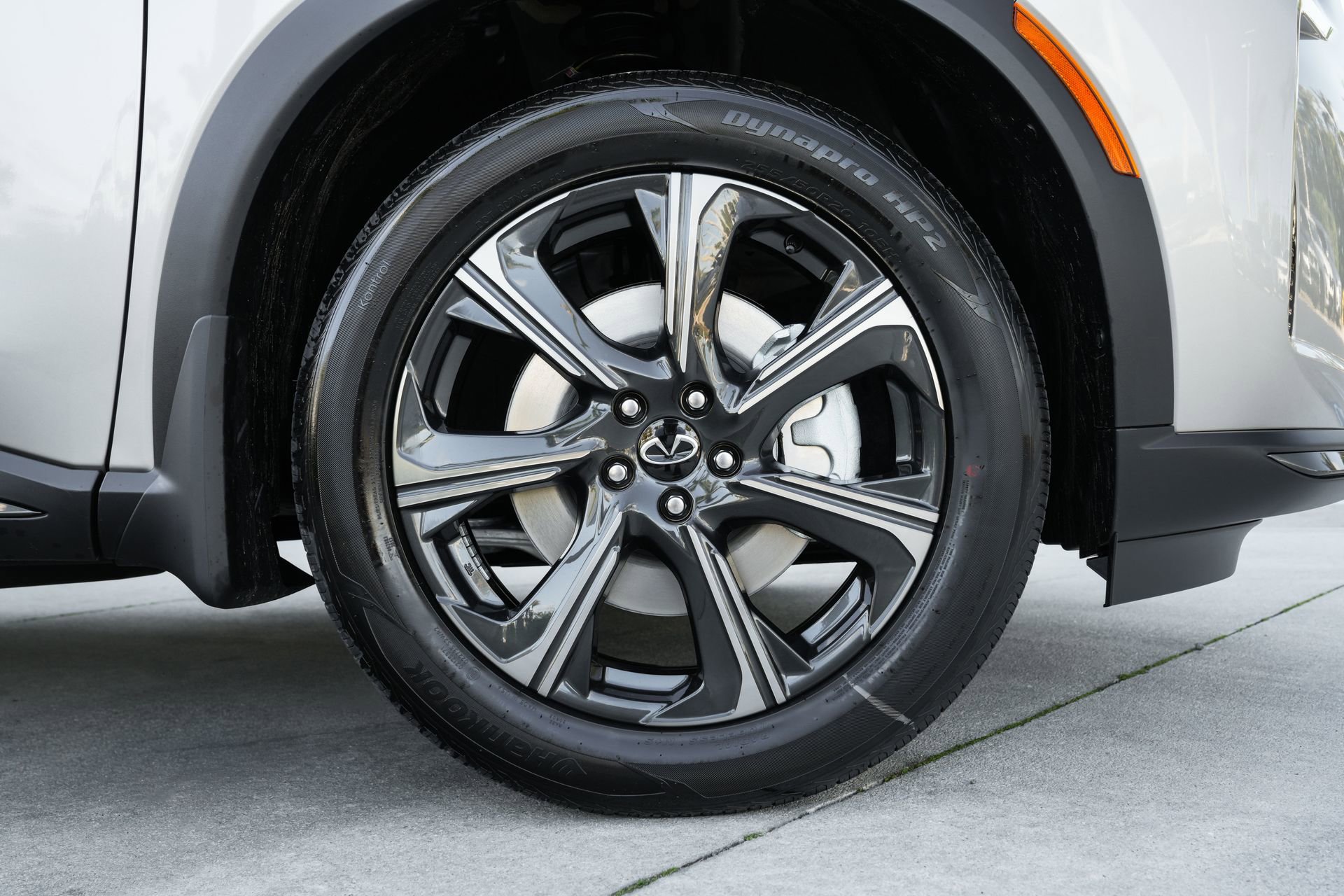 New 2026 INFINITI QX60 Autograph w/ Dark Cargo Package image 24